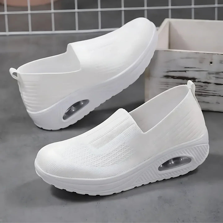 Laurence™ — Zapatillas slip-on con cuña para comodidad diaria
